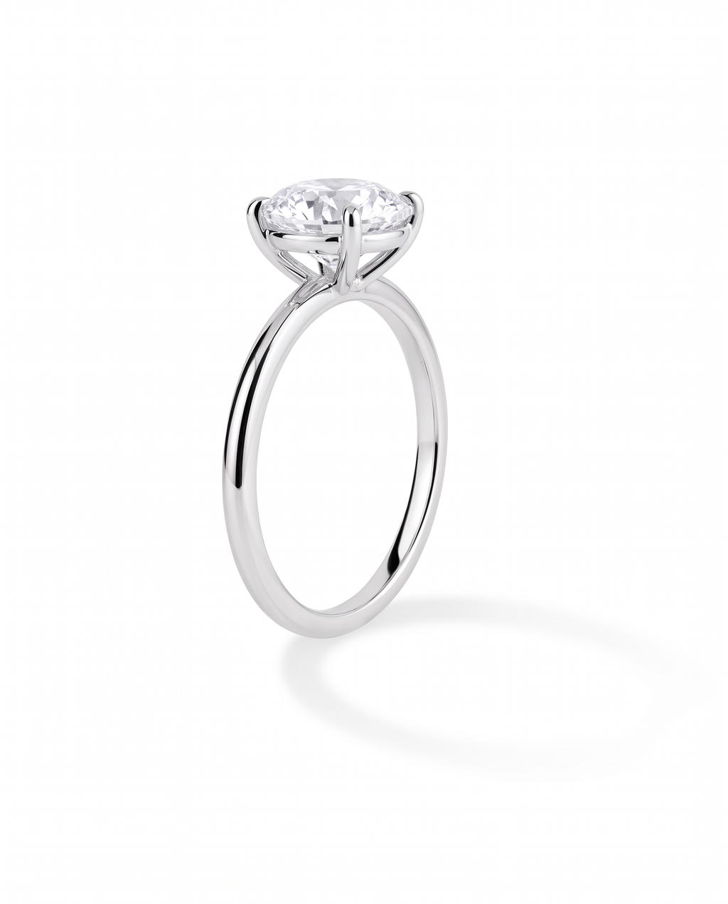 Round Diamond Engagement Ring